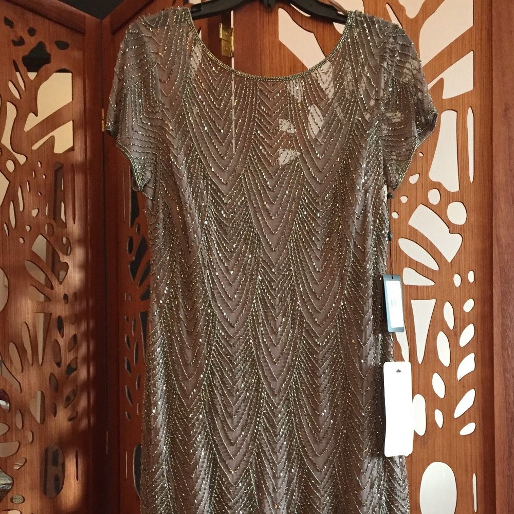 NWT Adrianna Papell Beaded Sequin Art Deco Dress